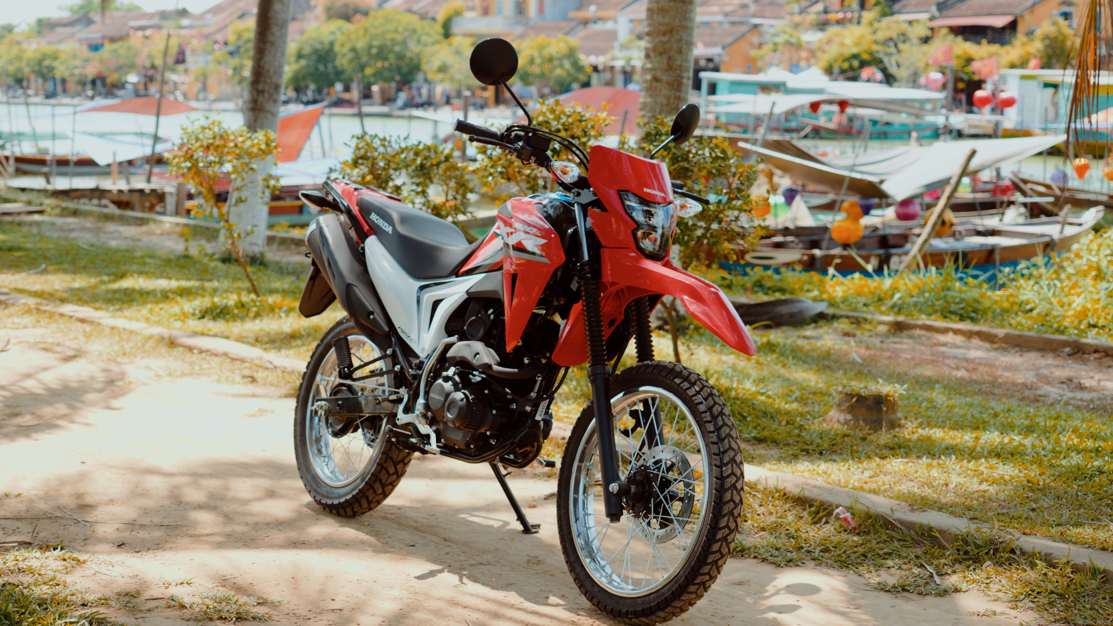 HCM XR190L ABS 2025