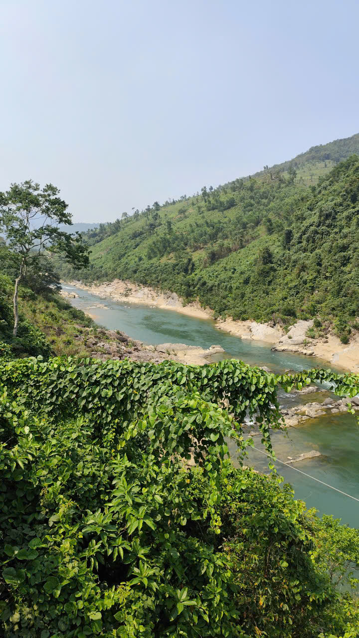 Guided Vietnam motorbike tour photo 1