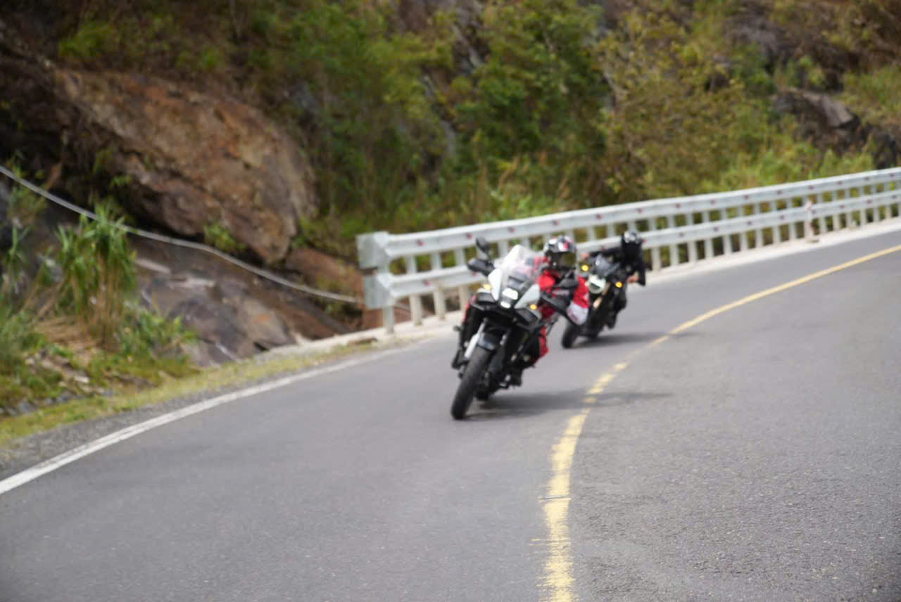 Guided Vietnam motorbike tour photo 21